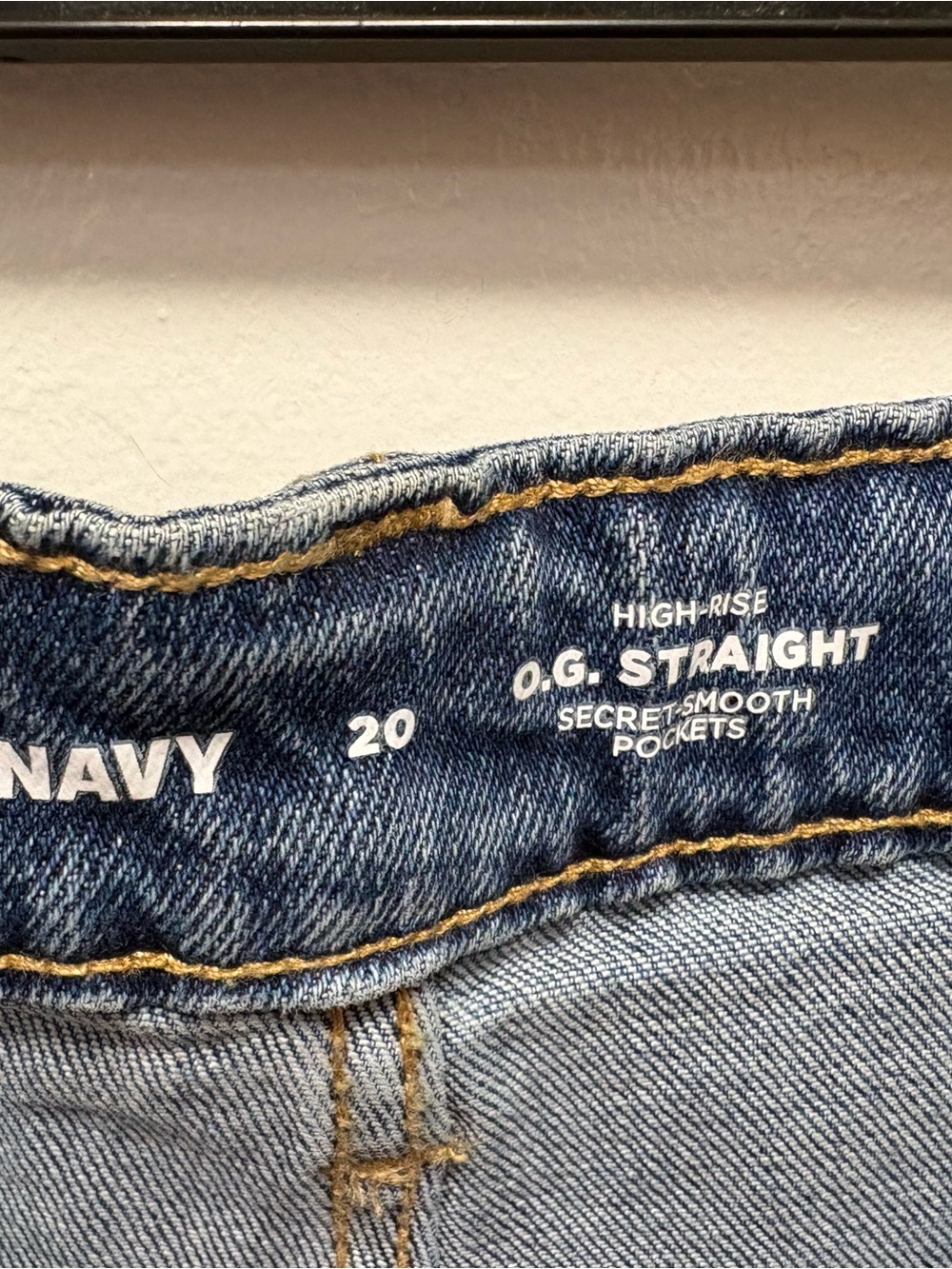 Old Navy High-Waisted OG Straight Jeans - Size 20 - Picture 4 of 7